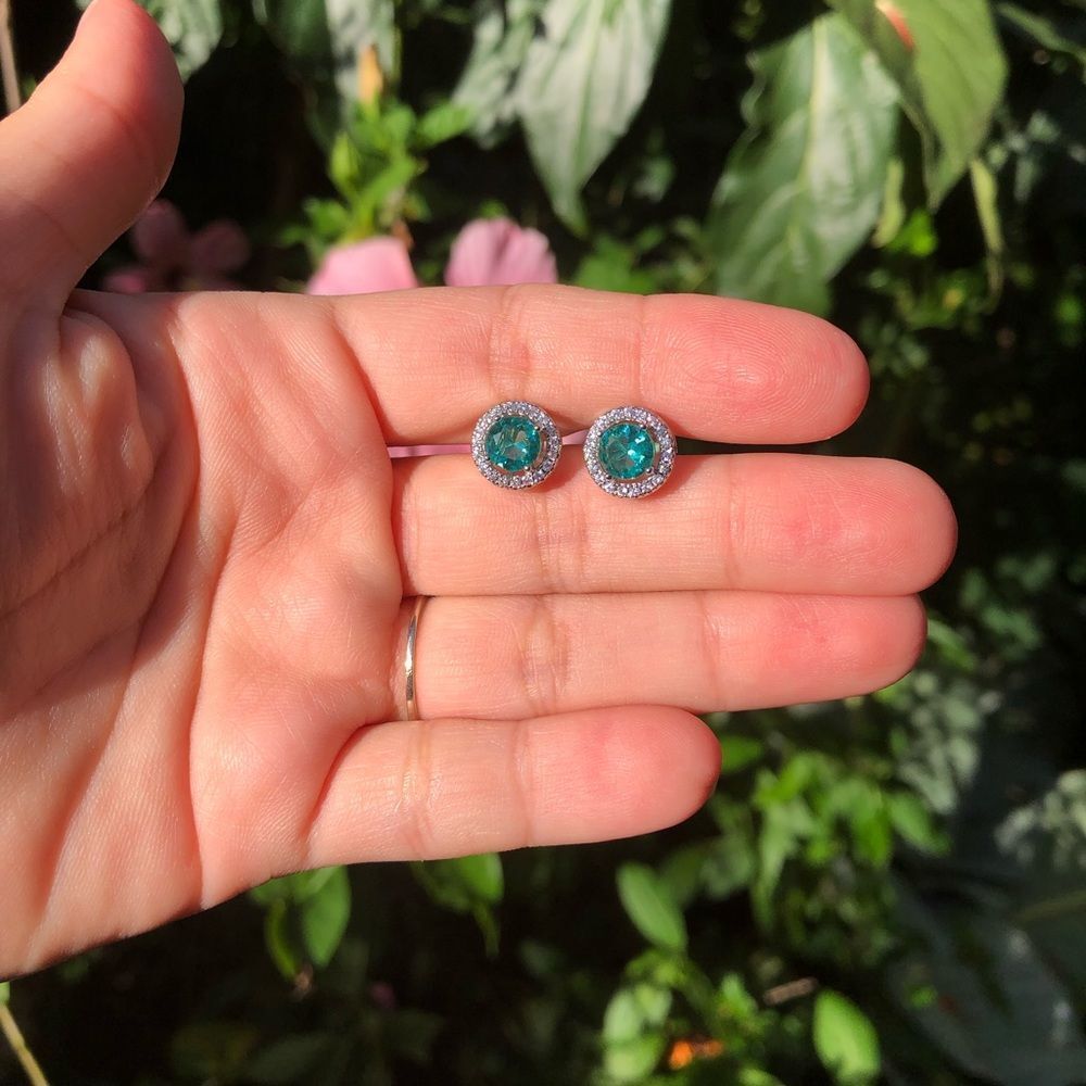 18k White Gold Plated Aqua Diamond Earrings